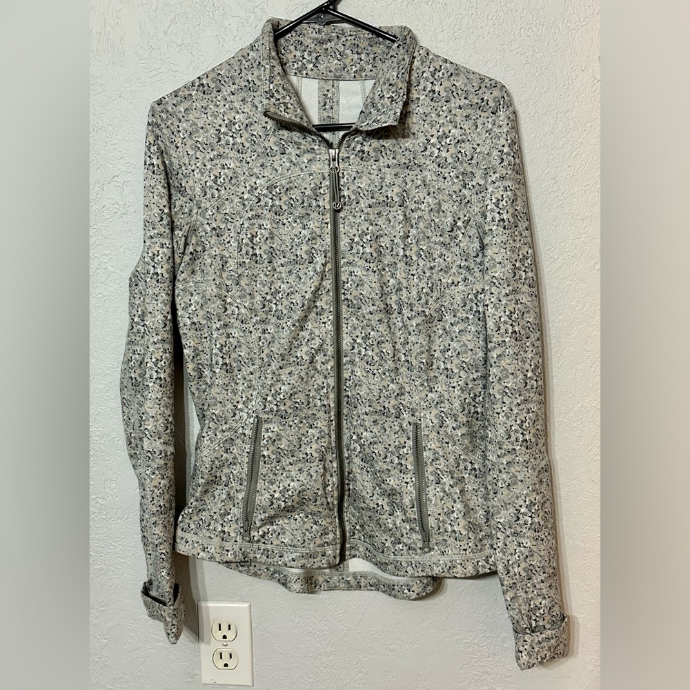 Lululemon floral zip jacket size 8